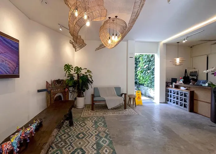 Leafy - 5 Mins Walk To Echo 4*